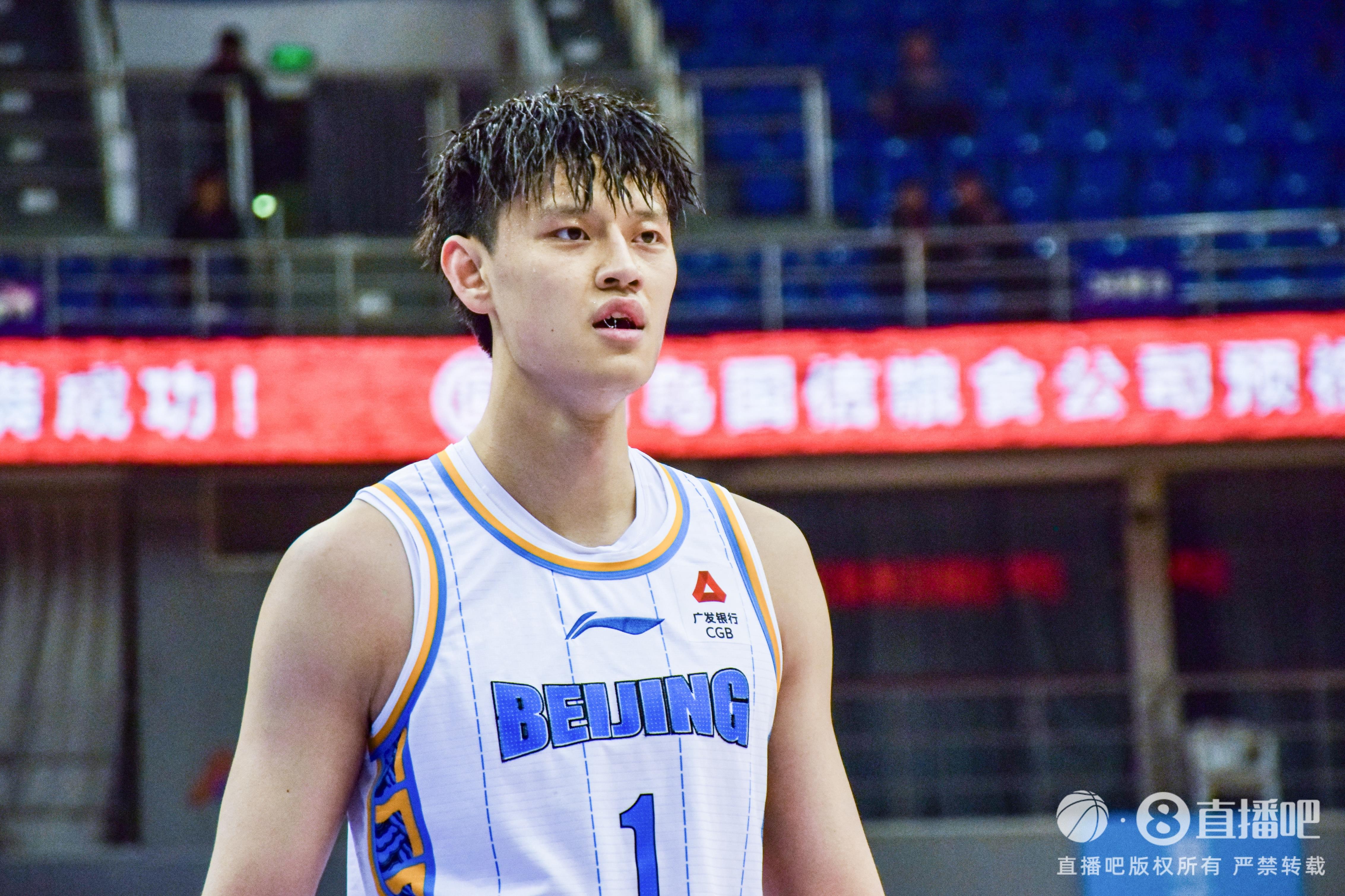 7次大帽相當炸裂！曾凡博替補砍16分7板7帽 大帽絕殺遼寧！